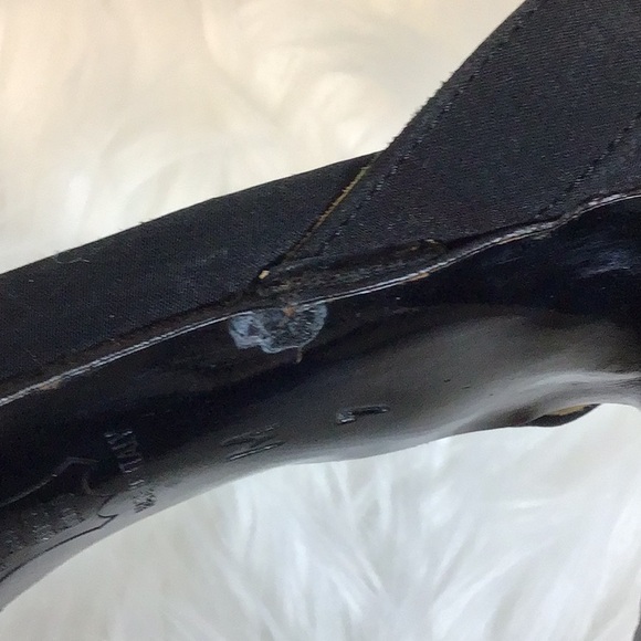 Yves Saint Laurent heels size 7 - Picture 11 of 11